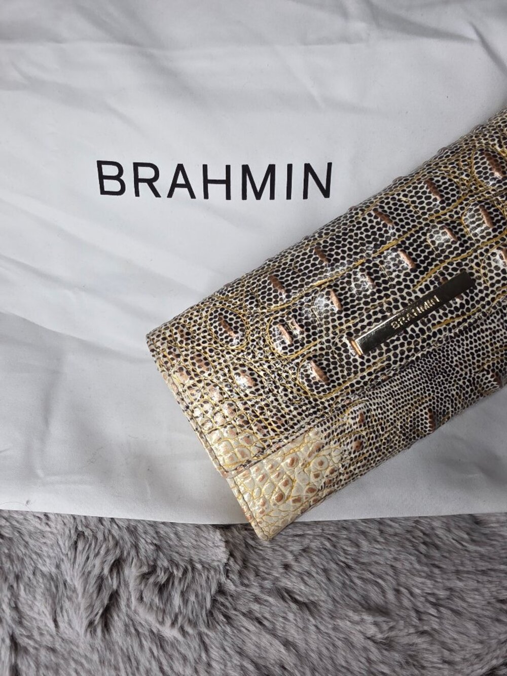 ​✨ Authentic BRAHMIN Tri-Fold Leather Wallet - Metallic Gold / Cream